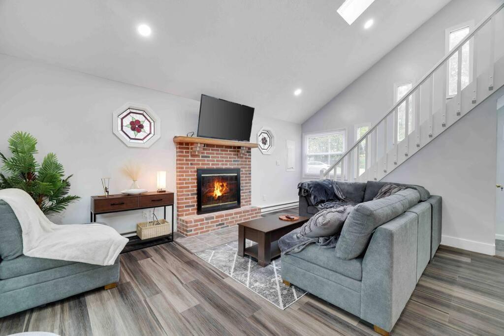 Hébergement de vacances Cozy, Spacious House *new*inthecommunity+fire Pit Tobyhanna